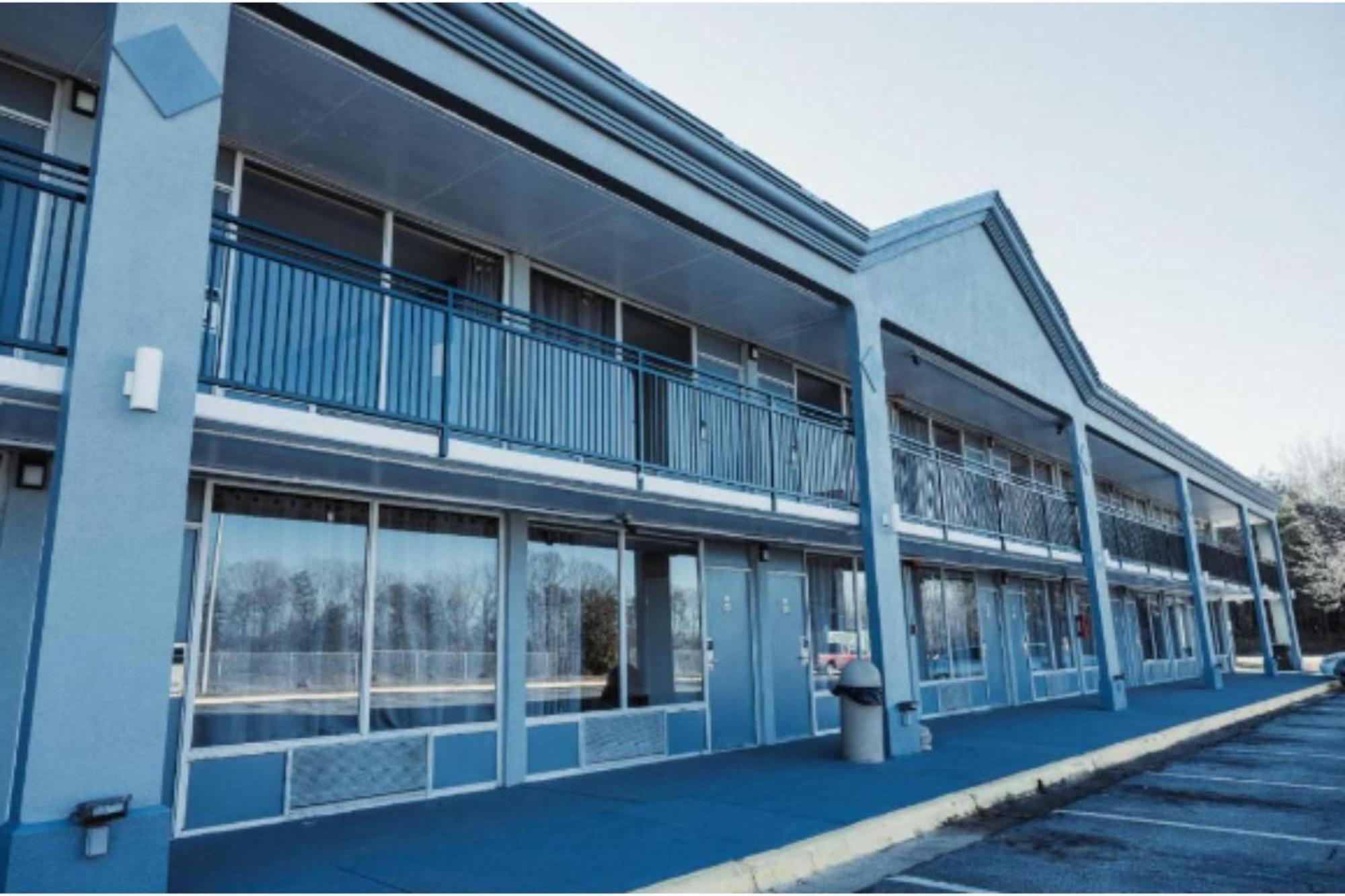 Reidsville Inn & Suites By Oyo Hwy 29 Exterior photo